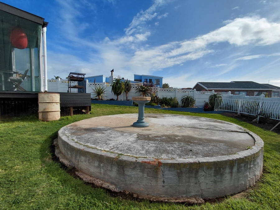 2 Bedroom Property for Sale in Wavecrest Eastern Cape